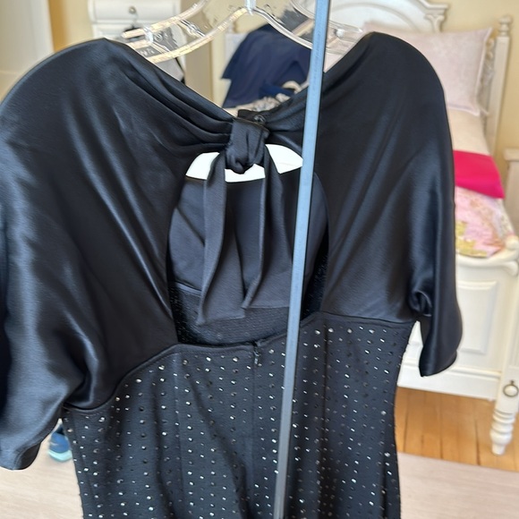 St. John very beautiful dress - Picture 4 of 8